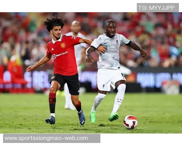 曼联上赛季员工减少208人本赛季或将继续裁员调整